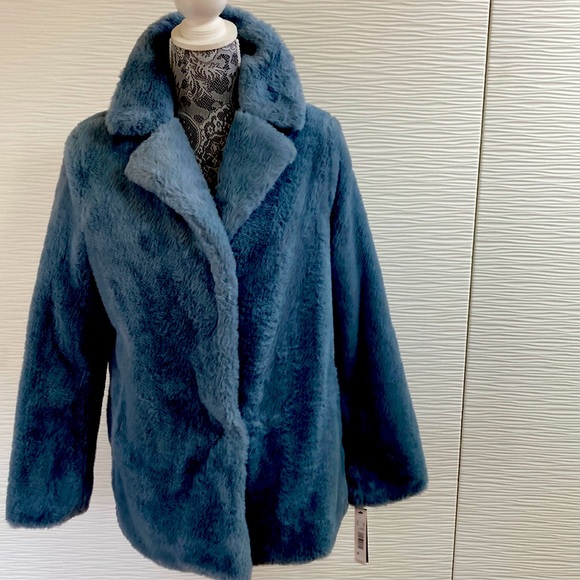 Cozy faux fur Teddy coat - Picture 1 of 8